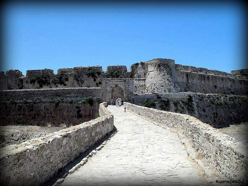 κάστρο Μεθώνης - κύρια πύλη
